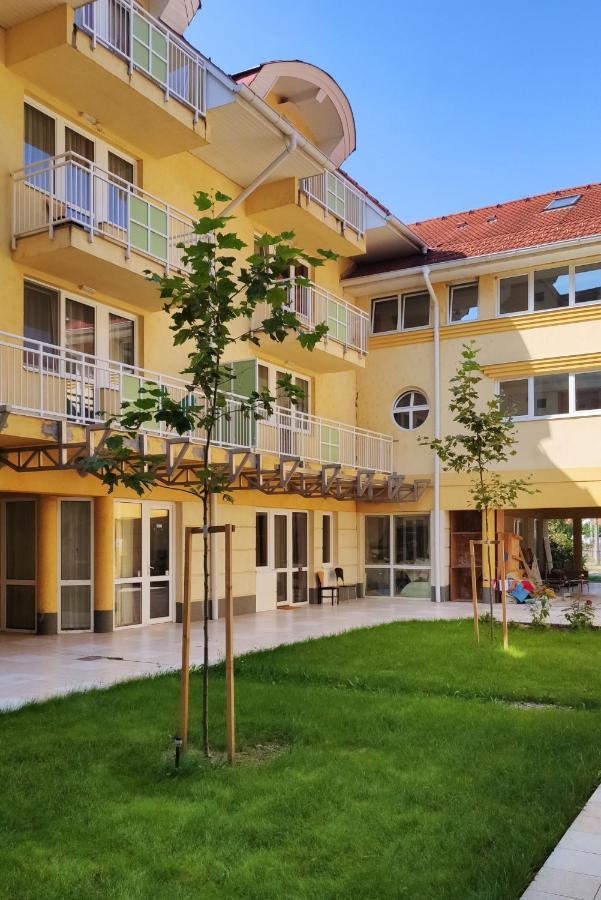 Solaris Apartman Zalakaros Eksteriør billede